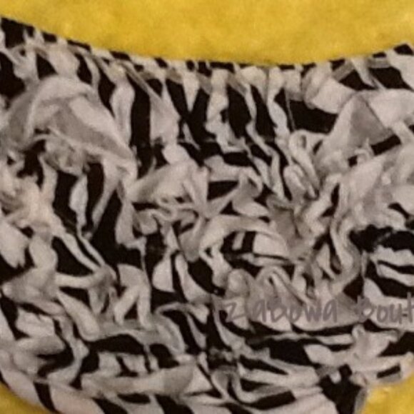 Zebra Cotton Bloomer With matching ruffles - Picture 1 of 1